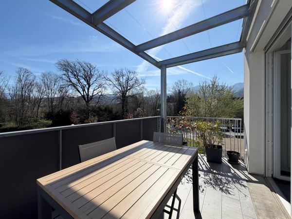 Cognin (73160) Superbe appartement T3 avec une vue dégagée magnifique - environnement calme et verdoyant - Cognin 73160