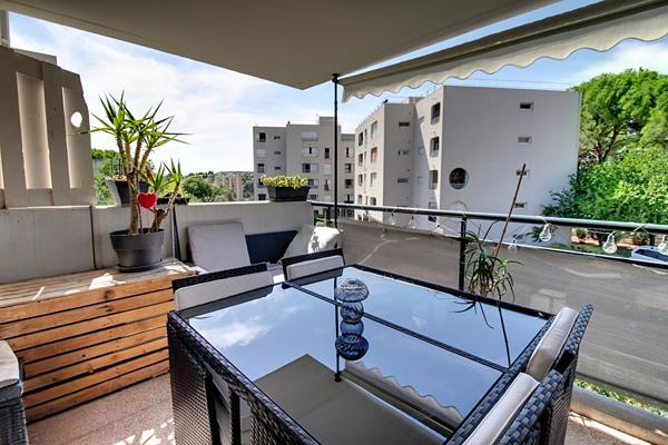 A VENDRE EN EXCLUSIVITÉ à DRAGUIGNAN - Appartement 3 pièces 58 m² avec terrasse dans résidence sécurisée récente