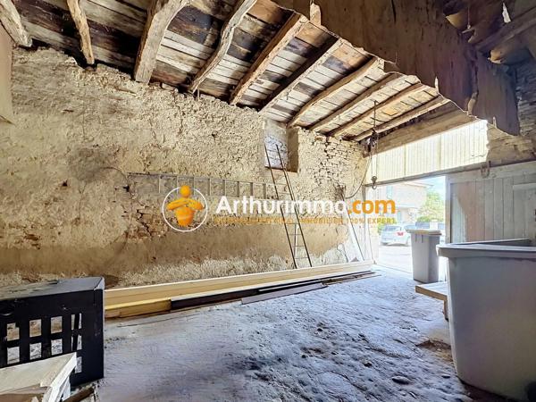 Vente                                                      Maison
                        
                     5 pièces                      150 m2                     à Bourgoin-Jallieu