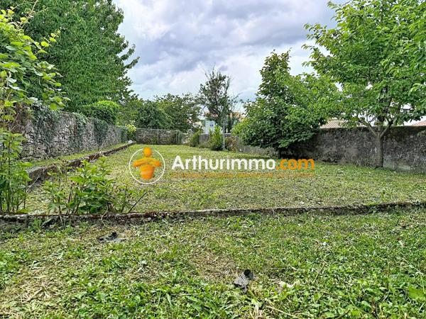 Vente                                                      Maison
                        
                     5 pièces                      150 m2                     à Bourgoin-Jallieu