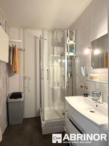 Superbe T4 traversant 81 m² — vue étang & tour Perret, plein sud | Résidence Parc de Beauvillé, Amiens AMIENS