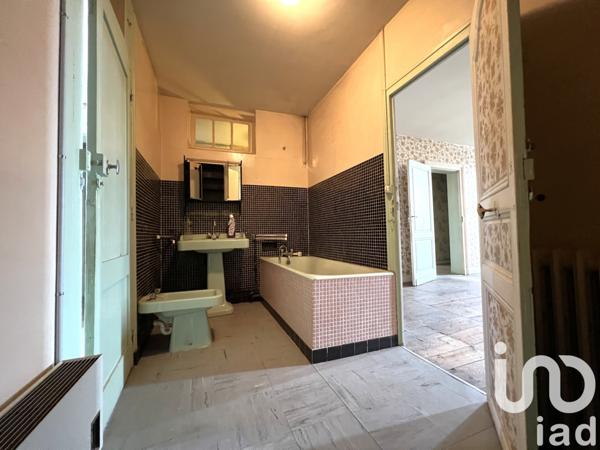 Maison à vendre 7 pièces 187 m² La Roche-Chalais