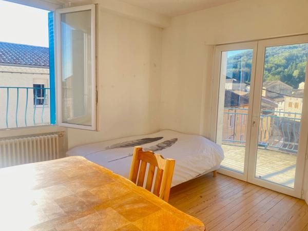 Maison à vendre 7 pièces  (07)