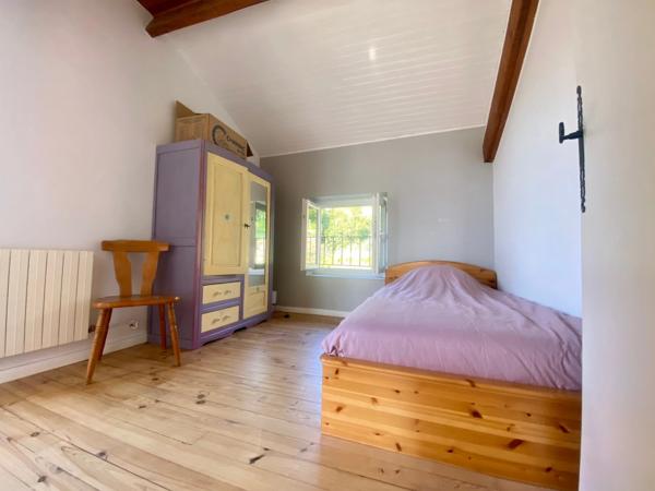 Maison à vendre 7 pièces  (07)