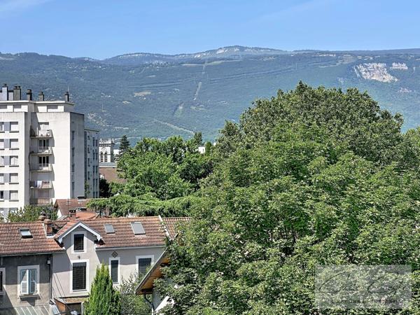 Grenoble Bajatière, Chemin Vieux Dit Perrin 4 pièces avec vue dégagée sur les massifs grenoblois !