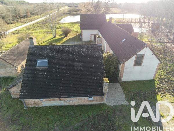 Maison à vendre 15 pièces 349 m² La Ferté-Saint-Aubin