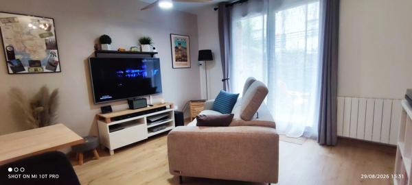 Vente                                                      Appartement
                        
                     2 pièces                      42 m2                     à Persan