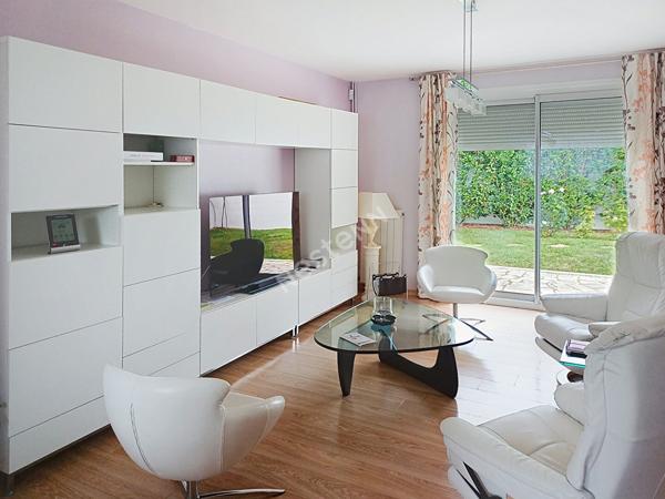 Maison  Avrille - Proche tous commerces