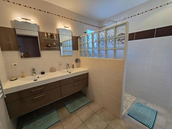 Villa 160 m² - Vue panoramique Coudon, piscine, garage sur 2000 m²