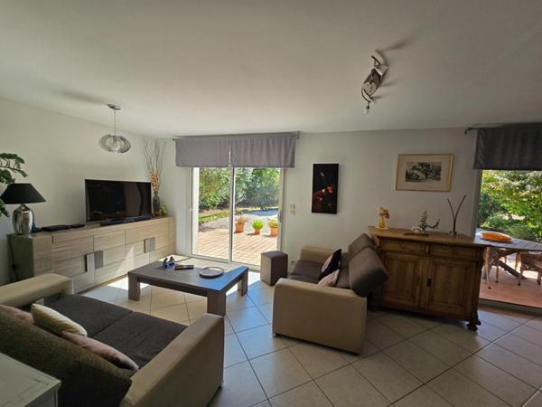 Villa 160 m² - Vue panoramique Coudon, piscine, garage sur 2000 m²