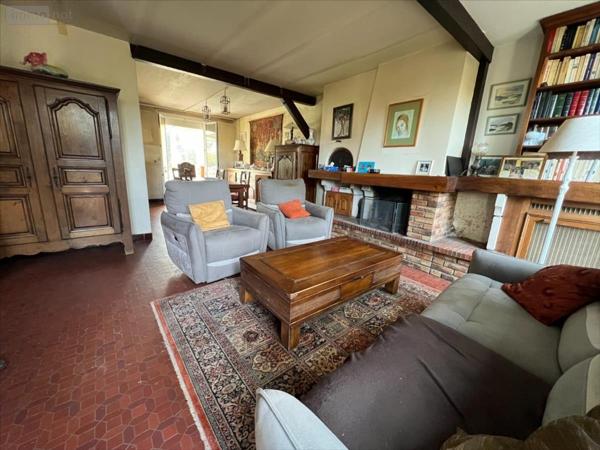 Maison individuelle à vendre à Mont-Saint-Aignan en Seine-Maritime (76130), ref : 76004-1076133