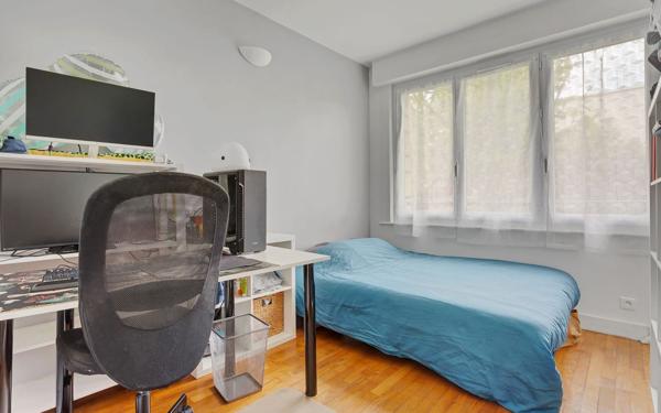 Appartement à vendre    4 pièces • 79,62 m2 Antony