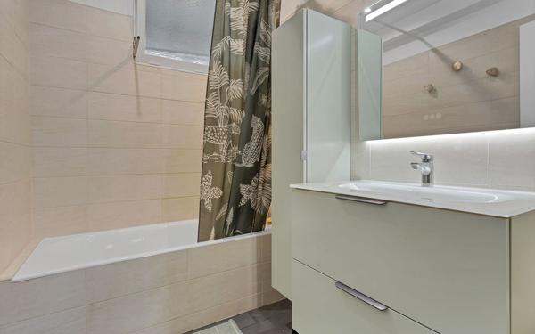 Appartement à vendre    4 pièces • 79,62 m2 Antony