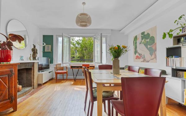 Appartement à vendre    4 pièces • 79,62 m2 Antony