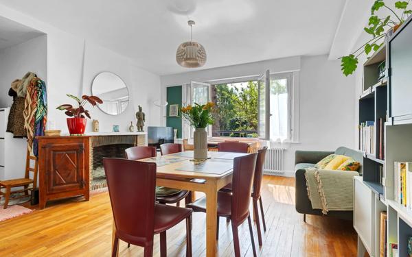 Appartement à vendre    4 pièces • 79,62 m2 Antony