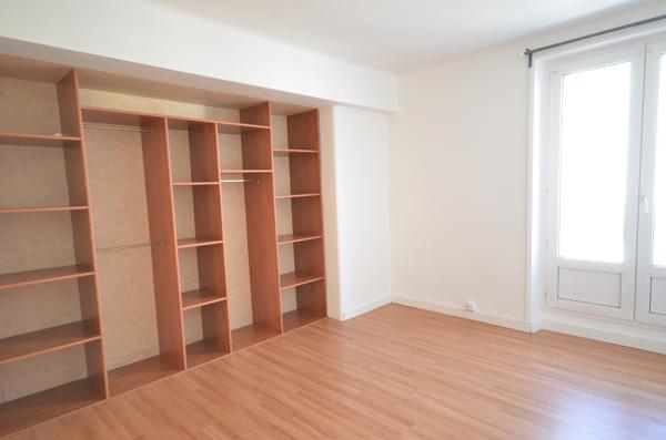 BREST JEAN MOULIN - 1 RUE PIERRE PUGET - Appartement T4 de 74m² , Brest