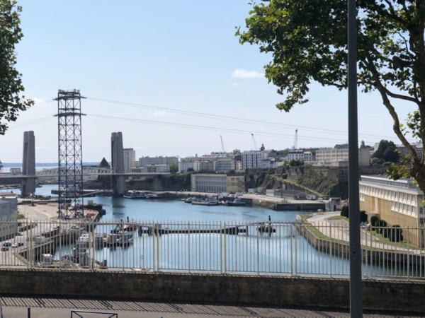 BREST JEAN MOULIN - 1 RUE PIERRE PUGET - Appartement T4 de 74m² , Brest