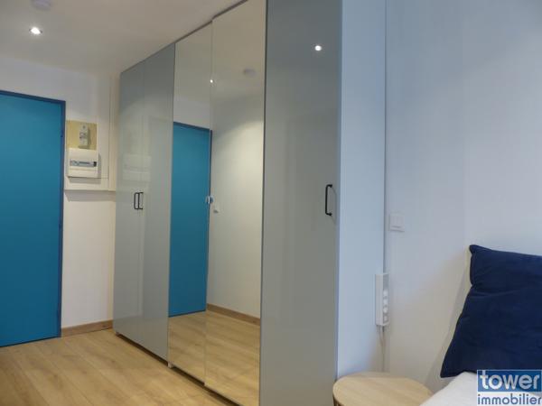 Studio
                                                                                                                                                                                                                                                                                                                        1 pièce(s)                                                                                                                                                                                                                                                                                                                              17  m²
