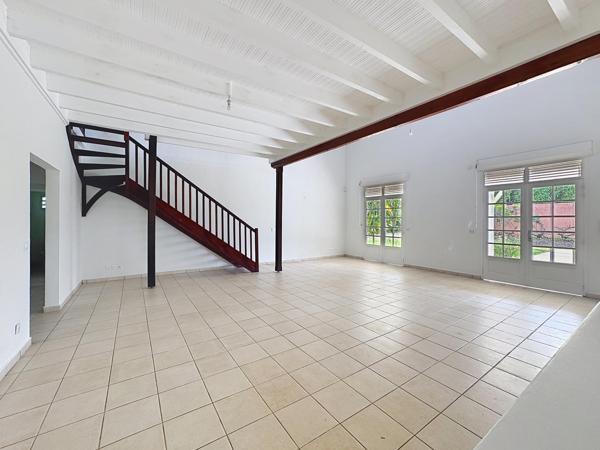 Location / Maison T6