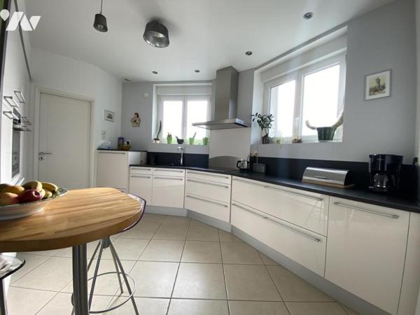 MAISON - LAVAL - QUARTIER BEL AIR