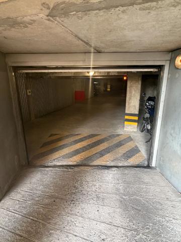 Aubagne centre-ville - Résidence Le Voltaire- Appartement T4-100 m2 avec 2 loggias et place de parking sous-sol