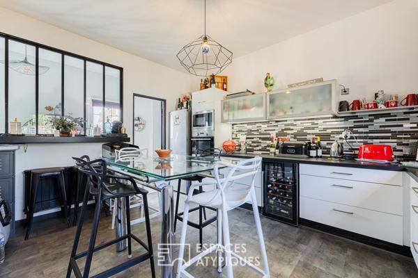 Propriété de caractère aux deux villas pleines de charme