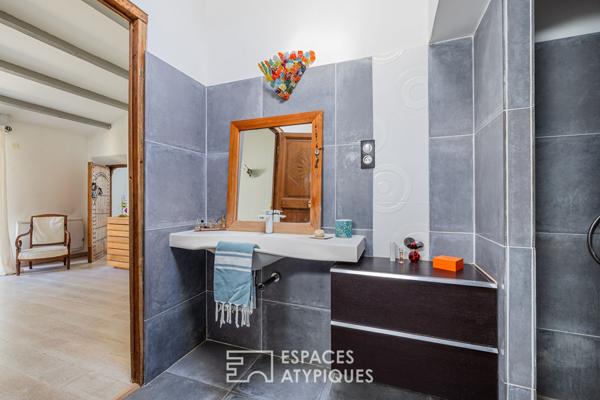 Propriété de caractère aux deux villas pleines de charme