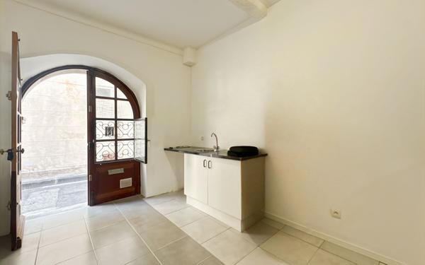 Appartement à vendre    1 pièce • 25,60 m2 Martigues