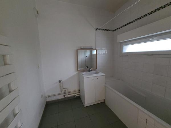 A LOUER : T2 à LILLE • Rue de l'Amiral Courbet • 835 € CC • Réf. 6228001-00011-001