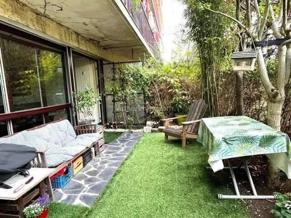 Vente                                                      Appartement
                        
                     4 pièces                      97 m2                     à Joinville-le-Pont
