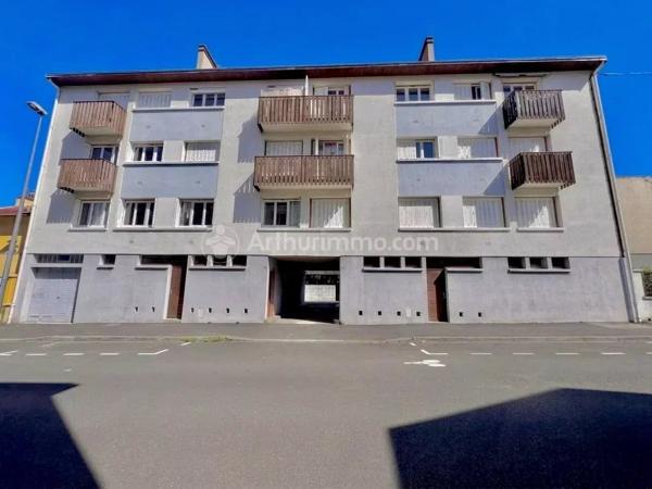 Vente                                                      Appartement
                        
                     3 pièces                      61 m2                     à Clermont-Ferrand