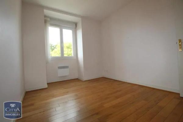 Appartement à louer 3 pièces 79.42m² Chartres (28000)