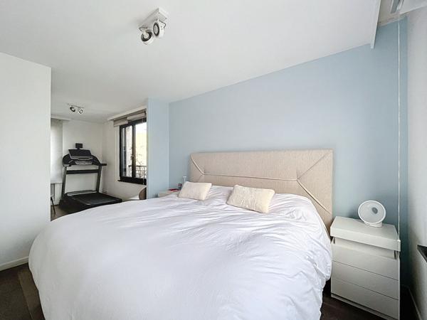 Maison Suresnes 5 pièce(s) 128 m2