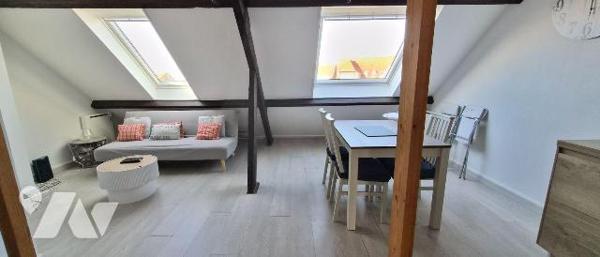 RARE SUR LE MARCHE, 
En plein centre d'HARDELOT, venez découvrir ce charmant appartement situé...