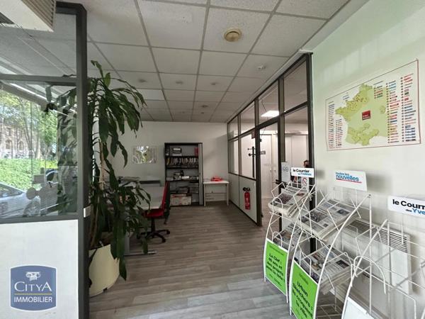 Local commercial à louer Versailles (78000)
