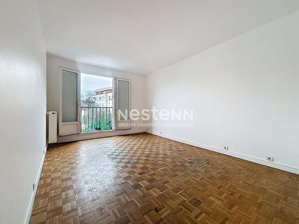 HYPER CENTRE - MAIRIE DE CLAMART - Appartement 3 pièces de 58,95 m² traversant