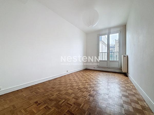 HYPER CENTRE - MAIRIE DE CLAMART - Appartement 3 pièces de 58,95 m² traversant