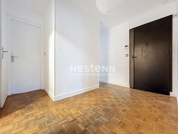 HYPER CENTRE - MAIRIE DE CLAMART - Appartement 3 pièces de 58,95 m² traversant