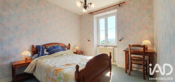 Maison à vendre 10 pièces 206 m² Marcillac-Saint-Quentin