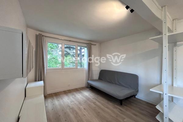 Appartement à louer 1 pièces de 23 m² à Viry-Châtillon