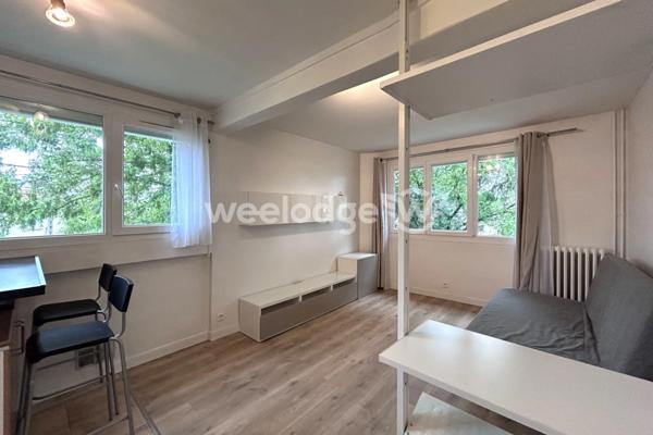 Appartement à louer 1 pièces de 23 m² à Viry-Châtillon