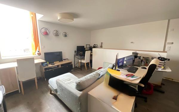 Appartement à vendre    3 pièces • 60 m2 La Boisse