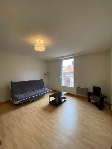APPARTEMENT NIORT - 1 pièce(s) - 34.43 m2