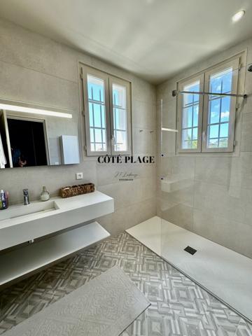 Royan (17200) VILLA ROYAN PLAGE DU CHAY AU PRIX DE 980 000 € HAI