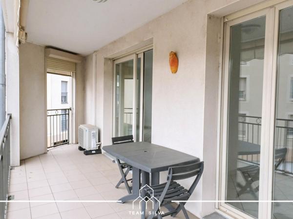 Appartement
         4 pièces
        - 90 m² Exclusivité 299 900 € *