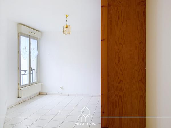 Appartement
         4 pièces
        - 90 m² Exclusivité 299 900 € *
