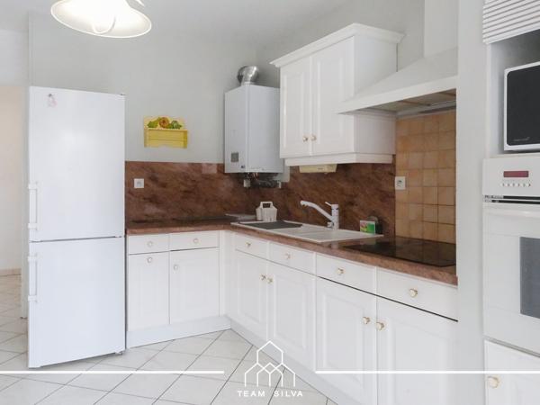 Appartement
         4 pièces
        - 90 m² Exclusivité 299 900 € *