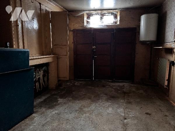 Maison mitoyenne à rénover