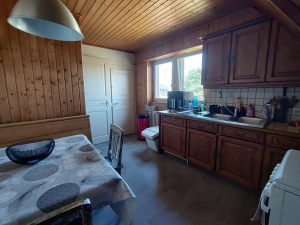 Maison - 8 pièces - 166 m²