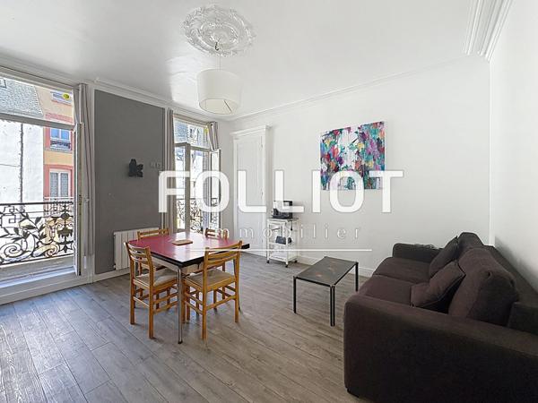 Appartement 2 pièces à vendre à Granville avec balcon -